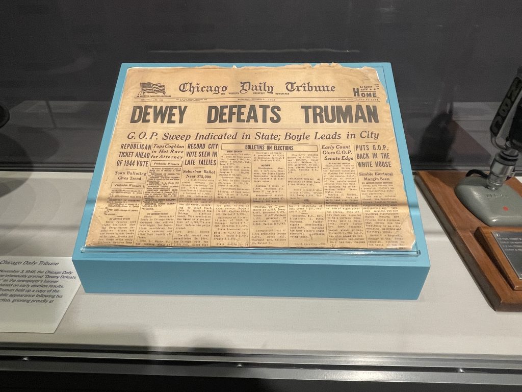 Dewey defeats Truman newspaper